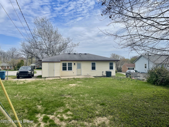 Listing Image 8