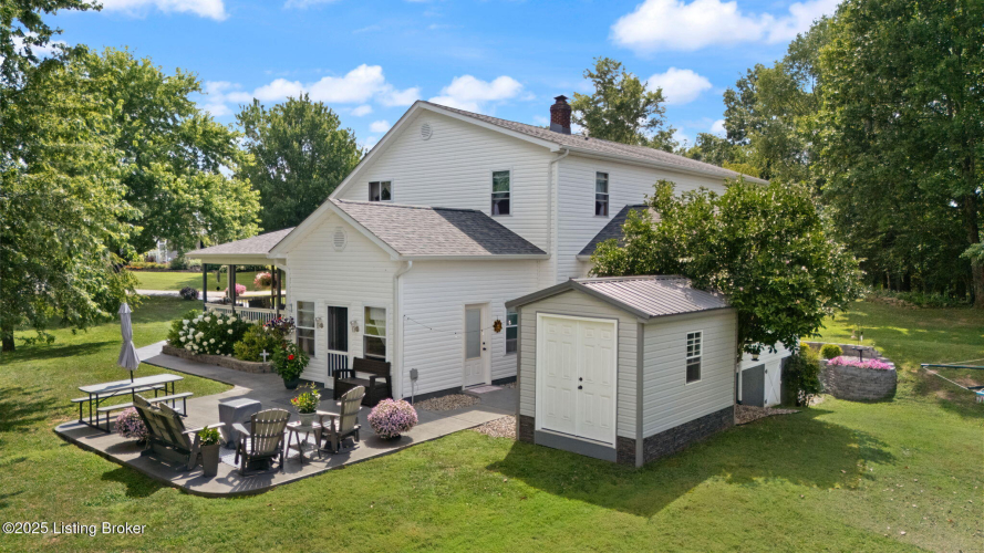 Listing Image 4