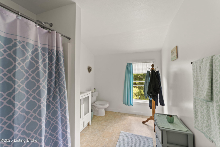 Listing Image 65