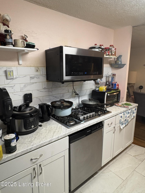 Listing Image 42