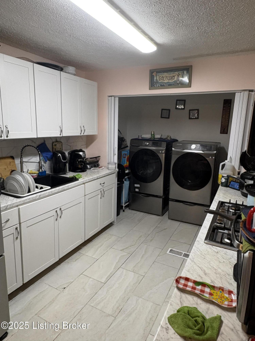 Listing Image 45