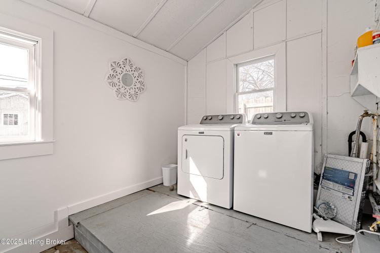 Listing Image 18