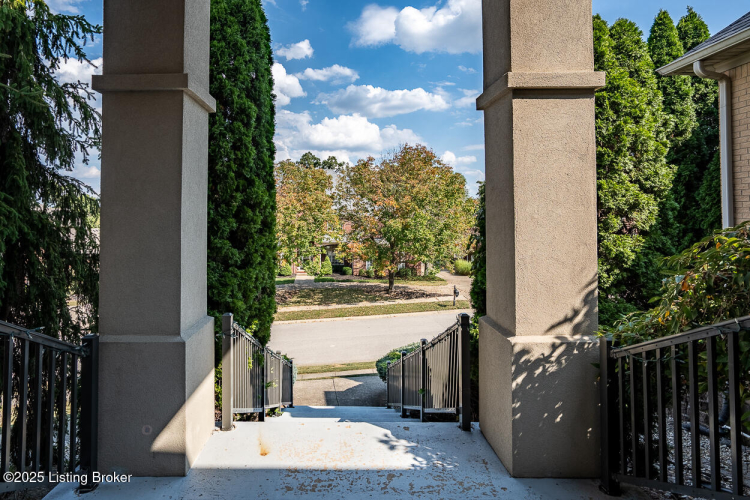 Listing Image 107