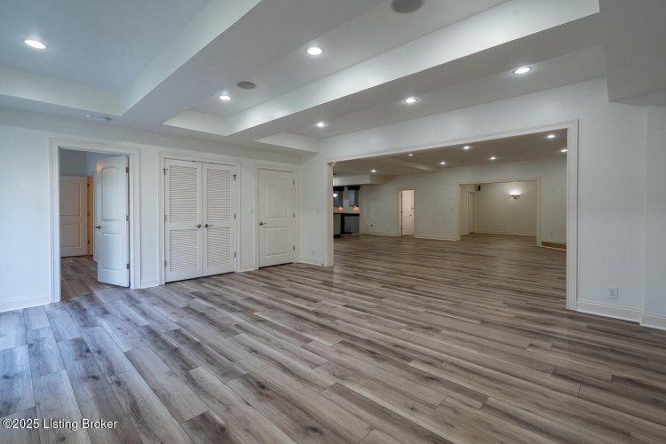 Listing Image 84