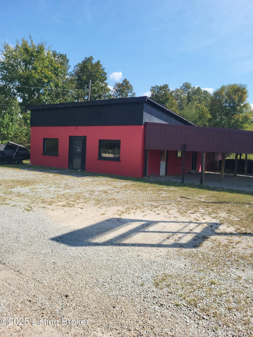 Listing Image 3