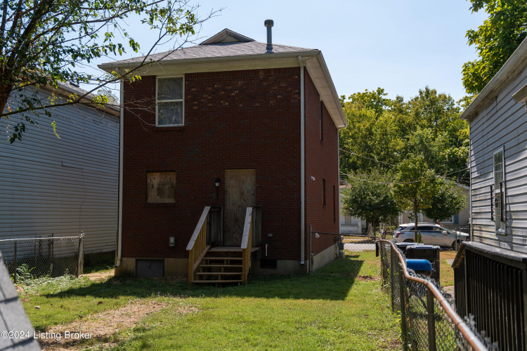 Listing Image 38