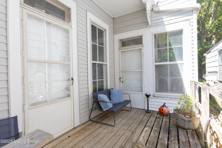 Listing Image 18