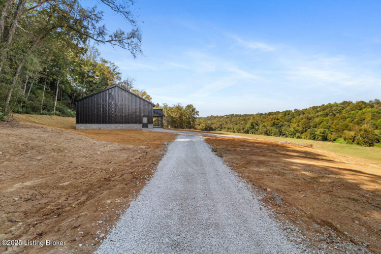 Listing Image 42