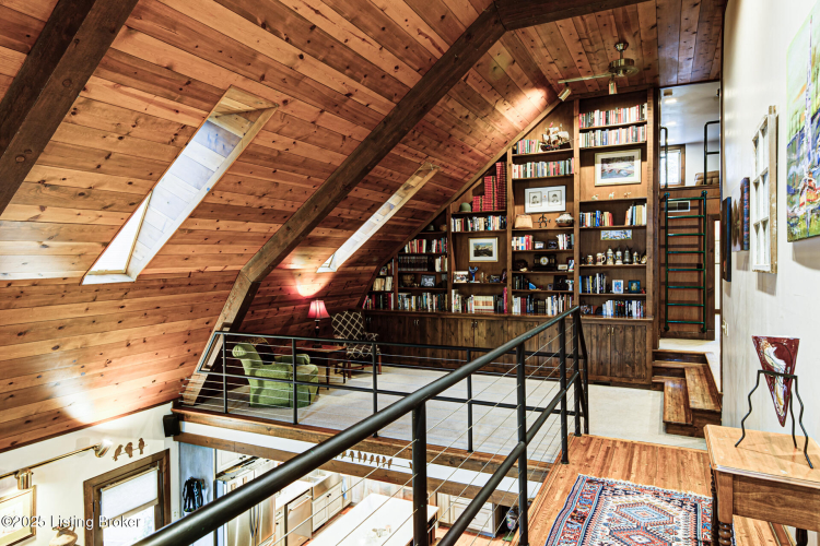 Listing Image 21