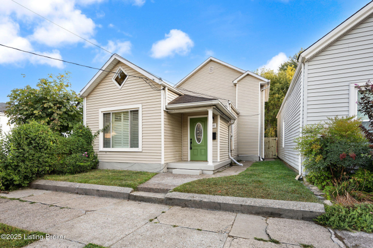 Listing Image 4