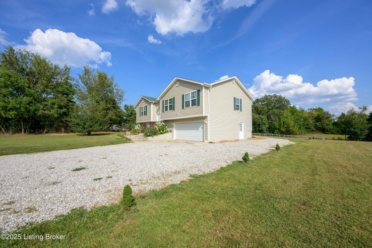 Listing Image 33