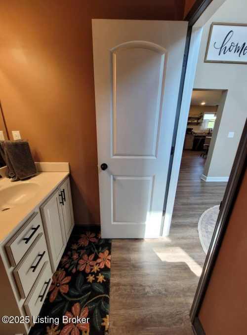 Listing Image 53