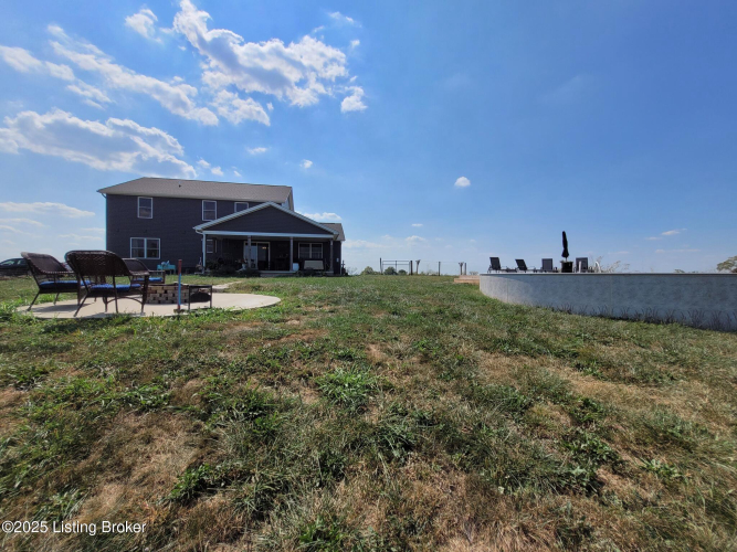 Listing Image 82