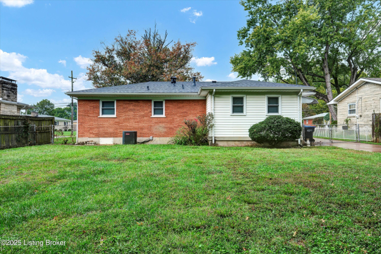 Listing Image 33