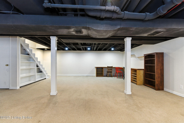 Listing Image 37