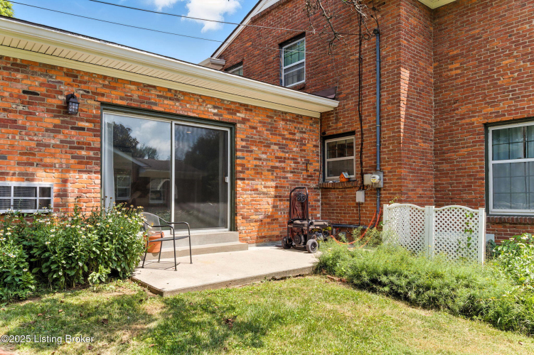 Listing Image 43