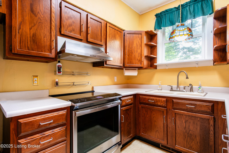 Listing Image 15