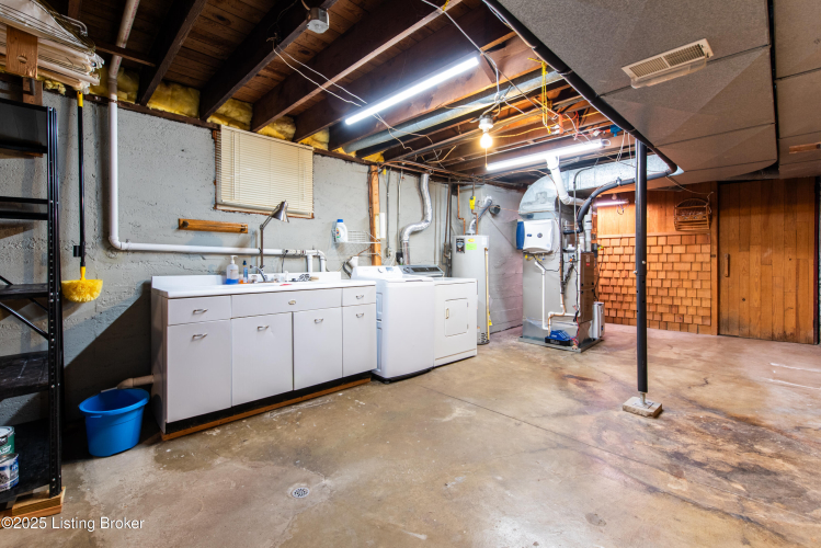 Listing Image 37