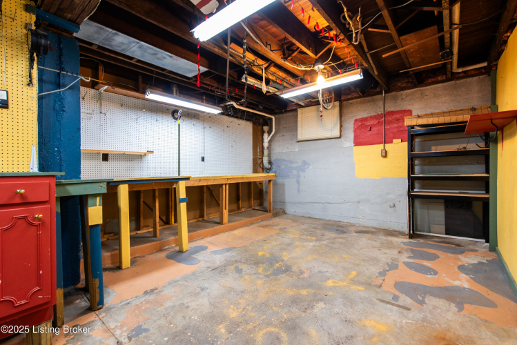 Listing Image 41