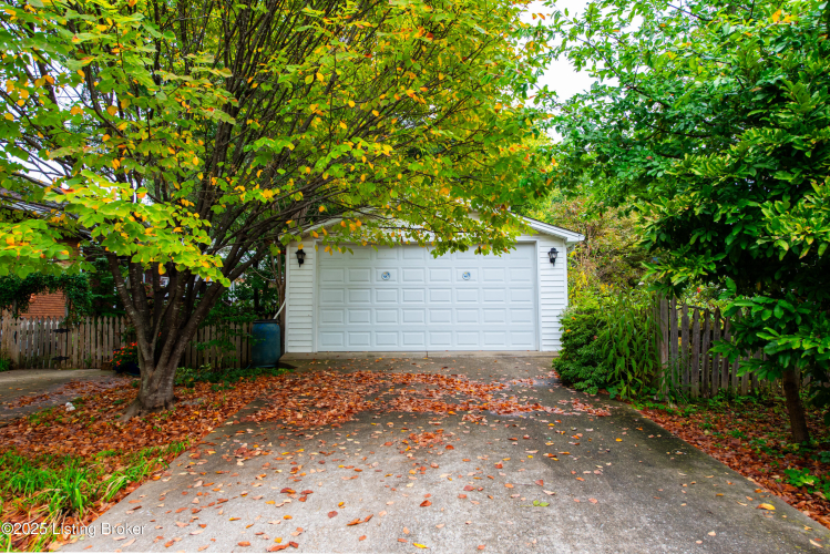 Listing Image 50