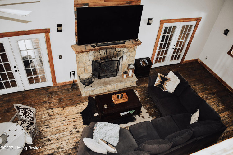 Listing Image 37