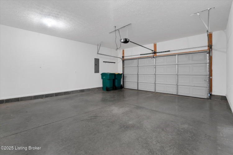 Listing Image 54