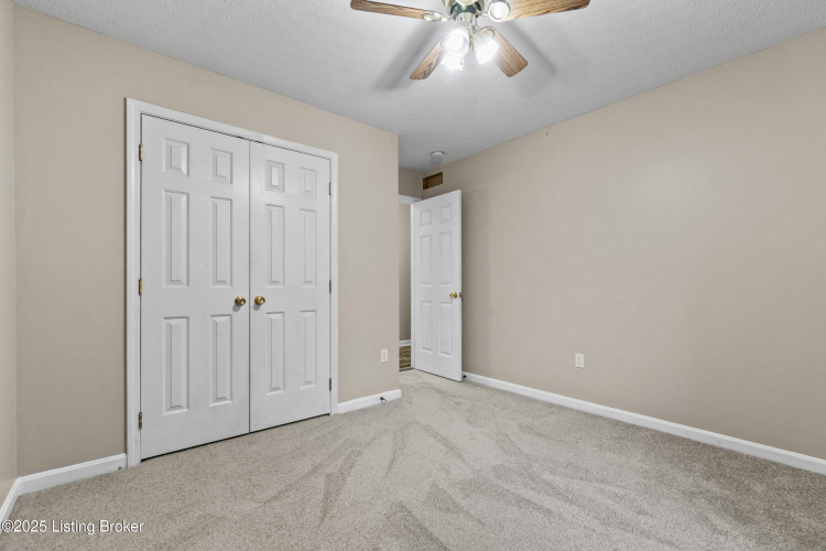 Listing Image 24