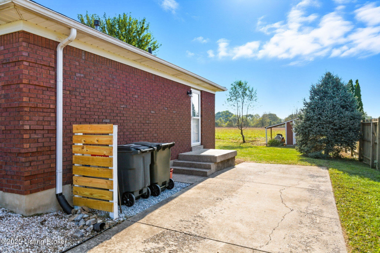Listing Image 35