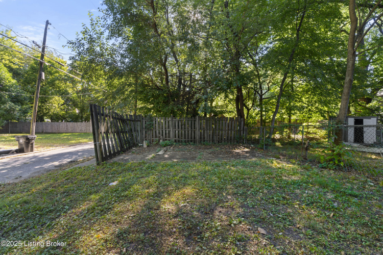 Listing Image 17
