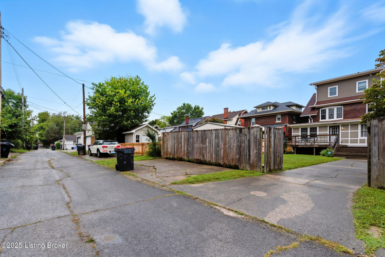 Listing Image 58