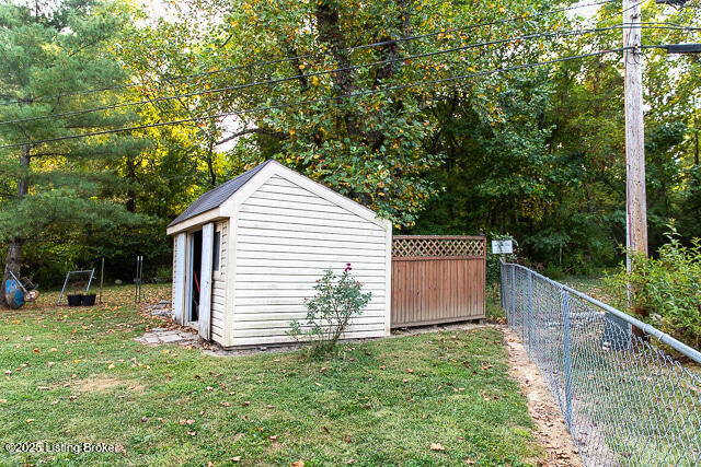 Listing Image 38