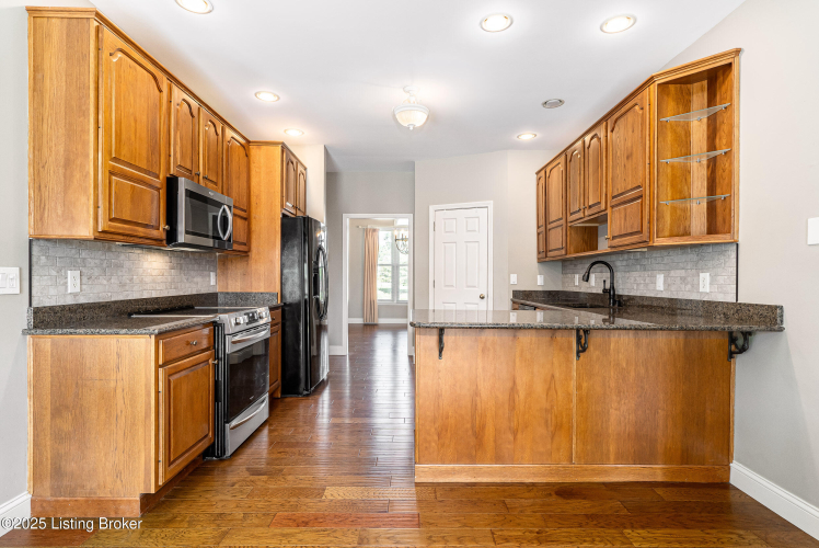 Listing Image 22