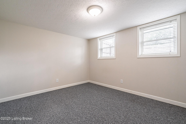 Listing Image 57