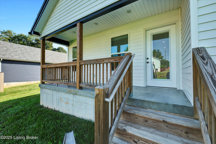Listing Image 12
