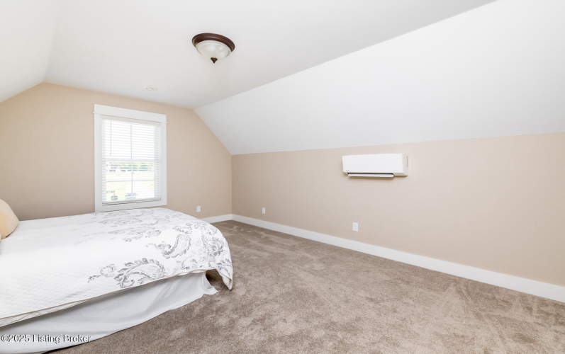 Listing Image 65