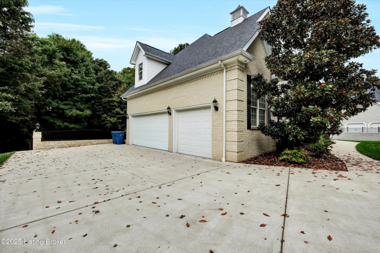 Listing Image 74