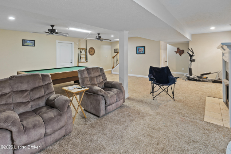 Listing Image 33