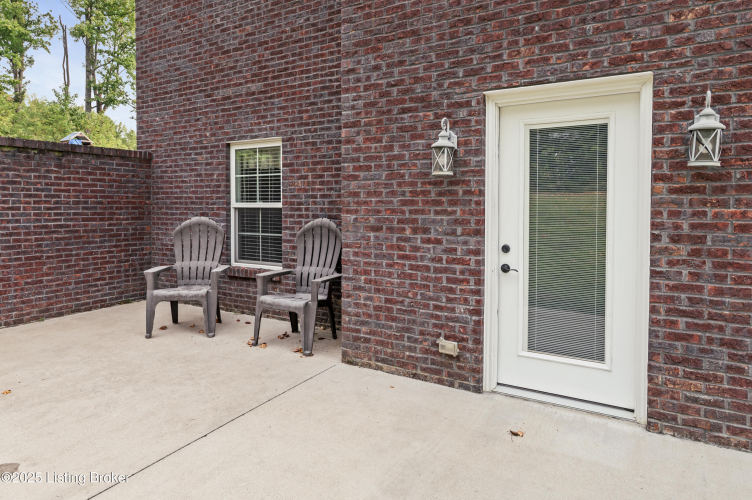 Listing Image 38