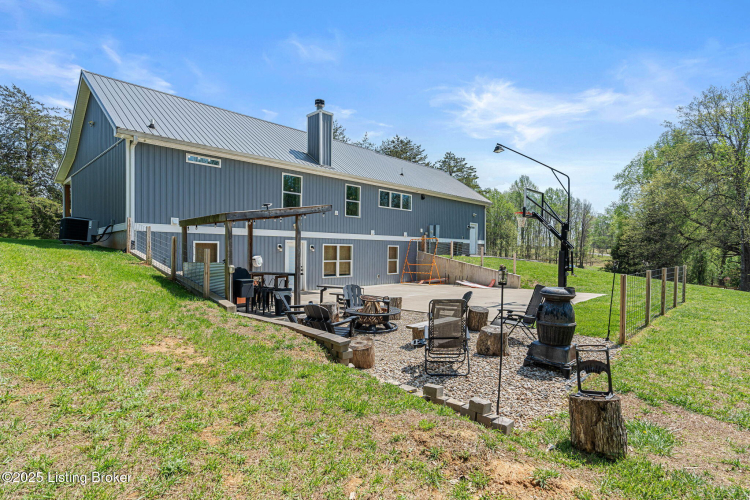 Listing Image 47