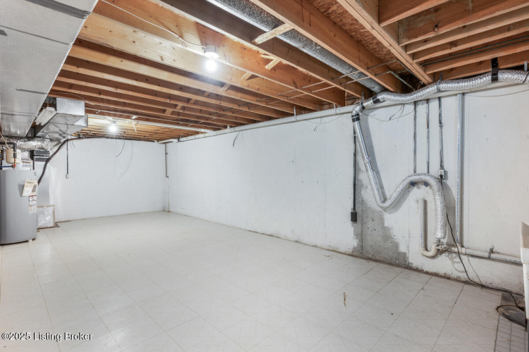 Listing Image 38