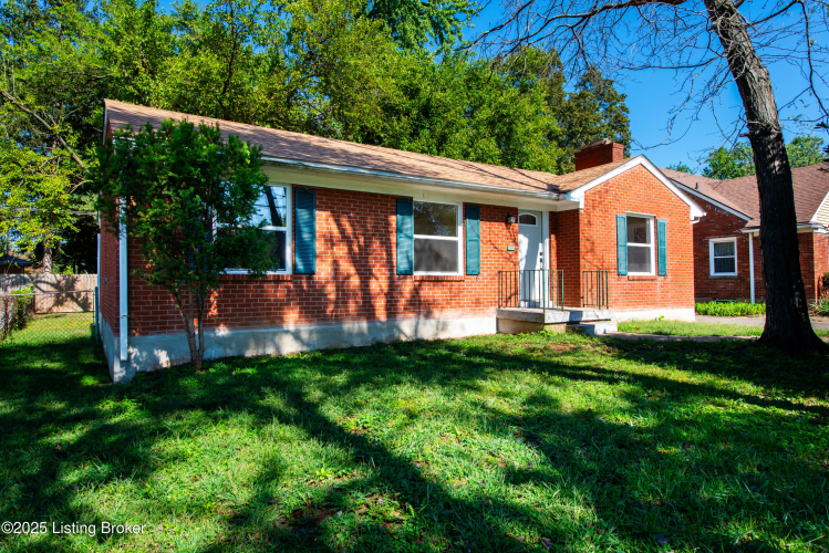 Listing Image 4