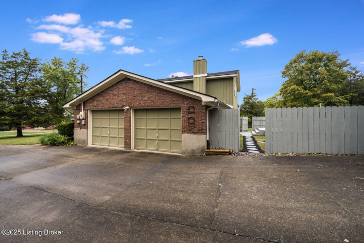 Listing Image 41