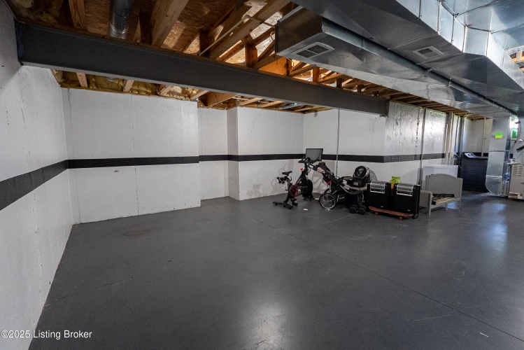 Listing Image 29