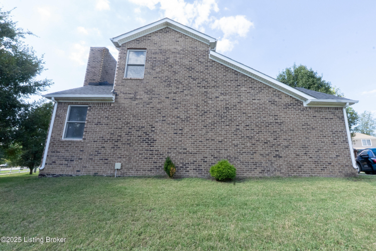 Listing Image 70