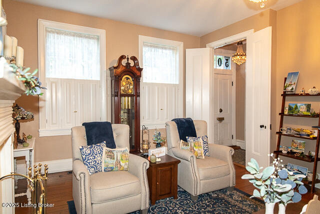 Listing Image 7