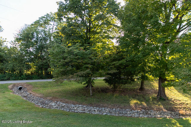 Listing Image 40