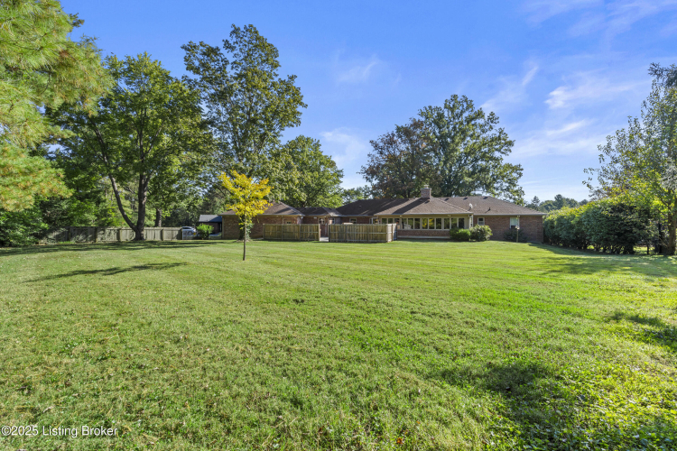 Listing Image 44