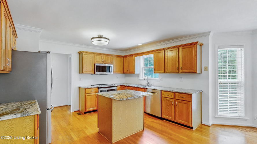 Listing Image 13