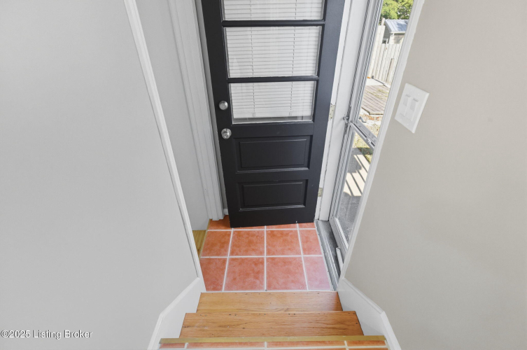 Listing Image 35