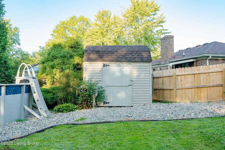 Listing Image 42